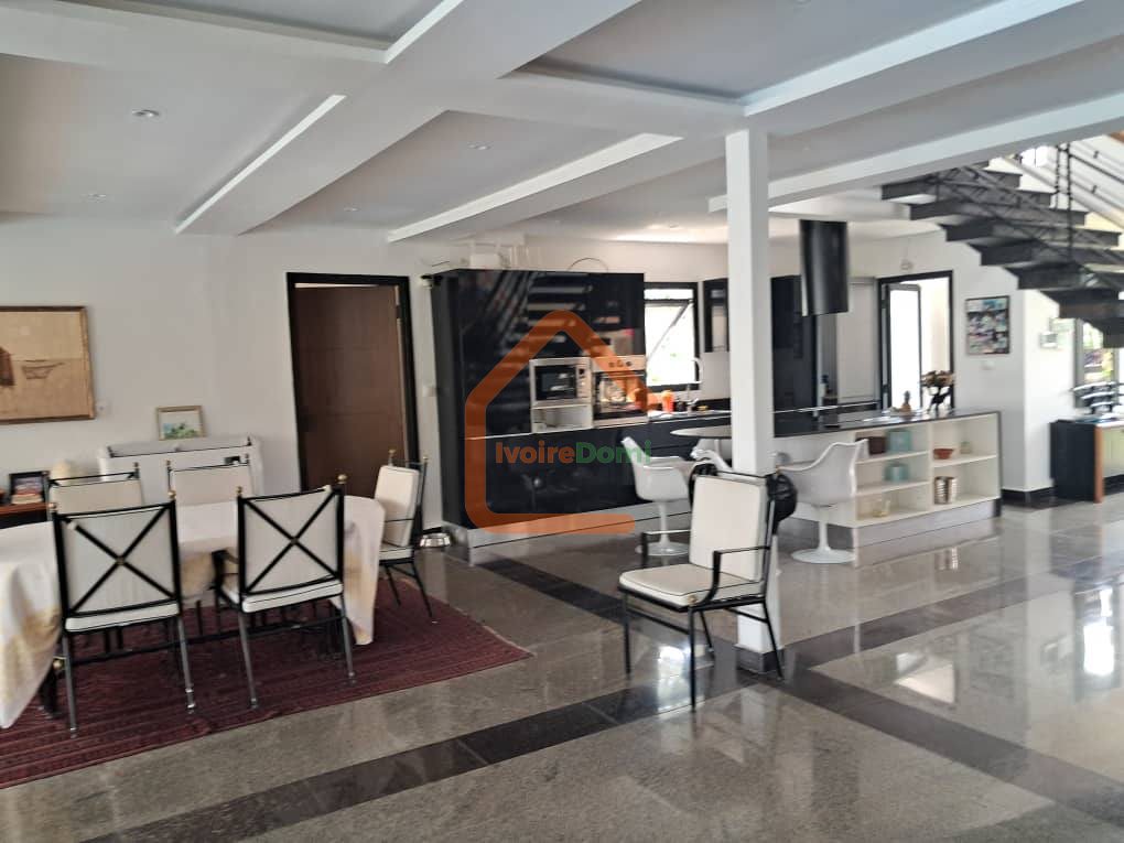 EN VENTE ! UNE VILLA DE HOTE A LA RIVIERA GOLF1 EN BORDURE DE LAGUNE