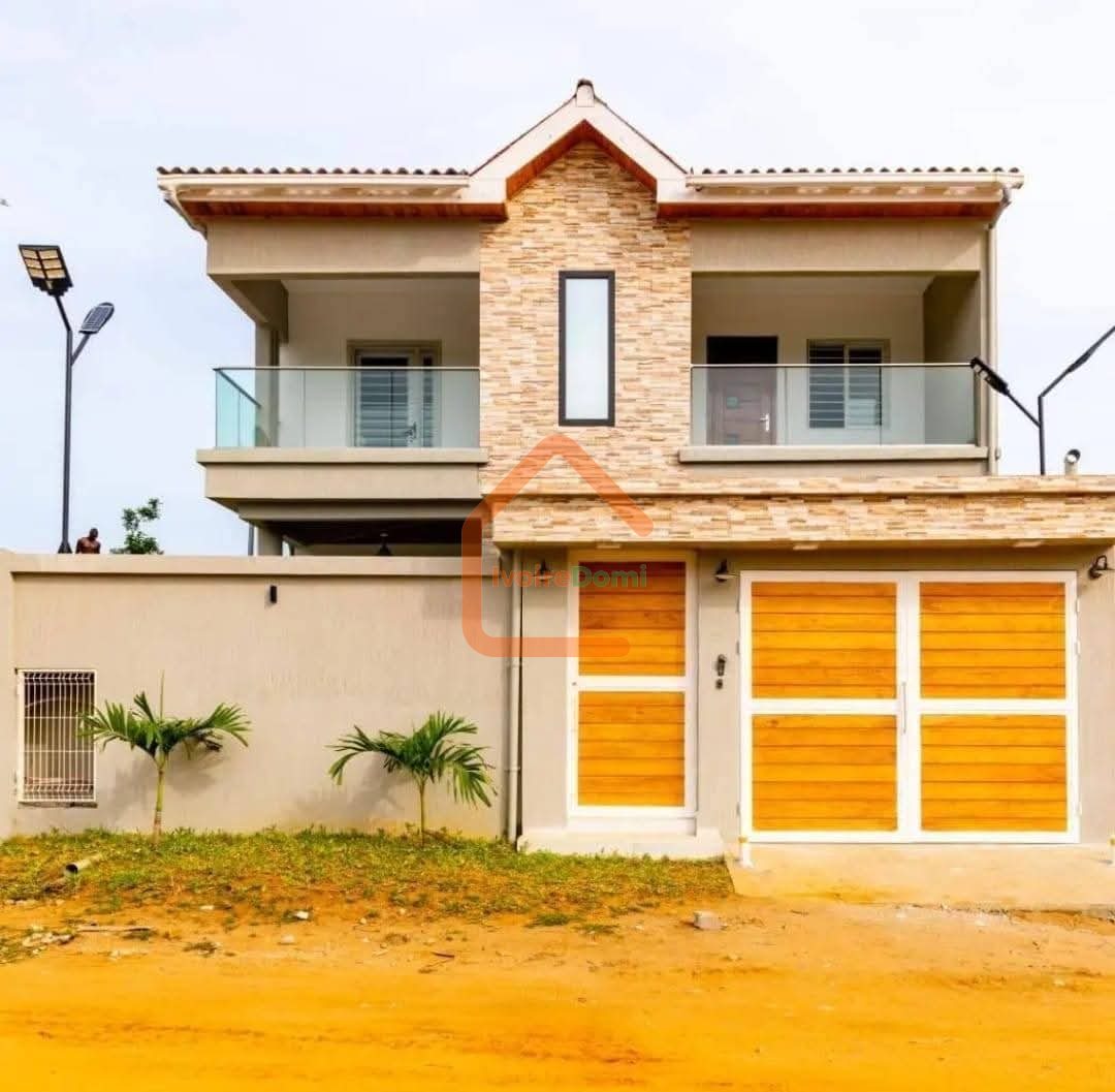 Vente d’une villa duplex de 5 pièces à Grand Bassam Mondoukou