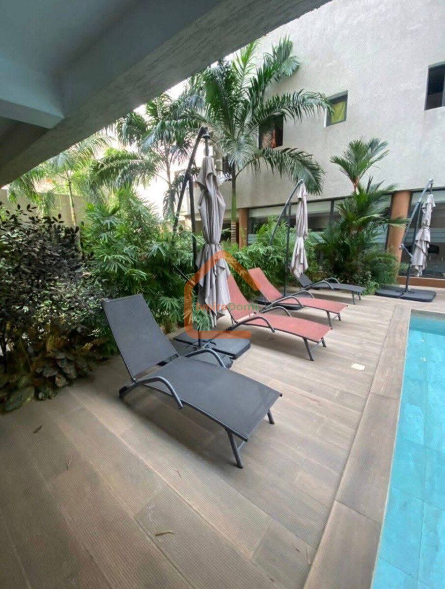 D’un appartement de 5 pièces à Cocody Riviera M’Badon