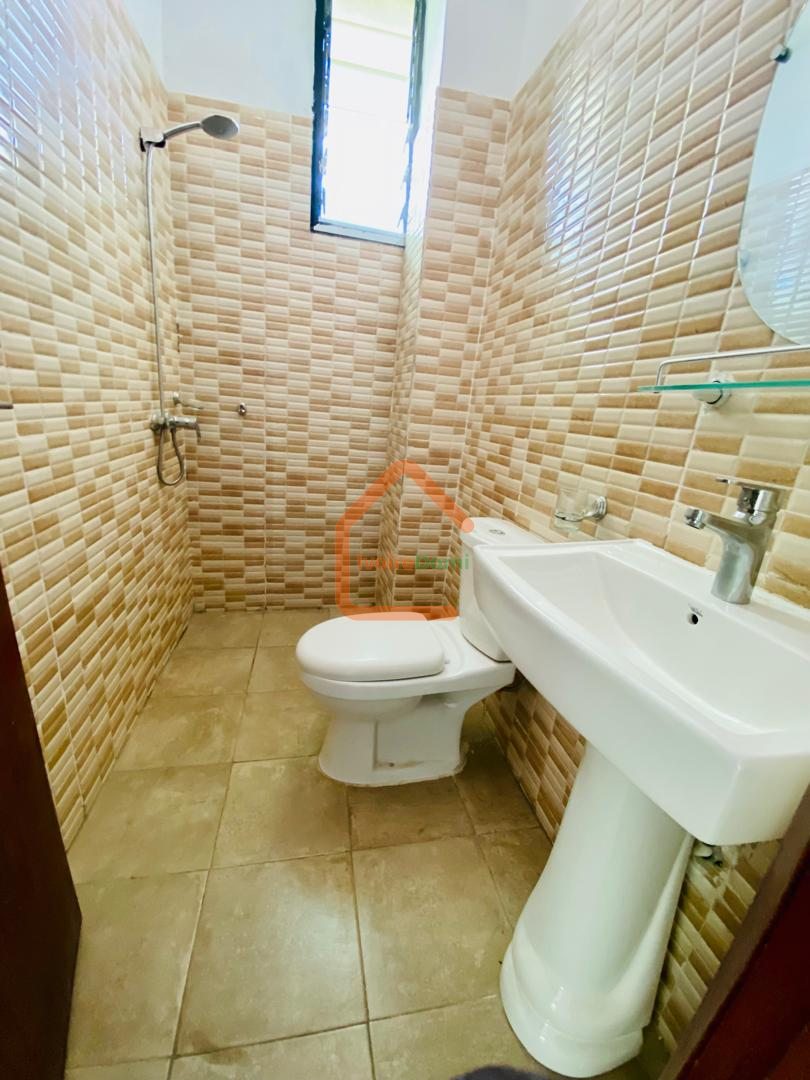 VILLA 4 PIÈCES À VENDRE – NOUVEAU CHU ANGRÉ