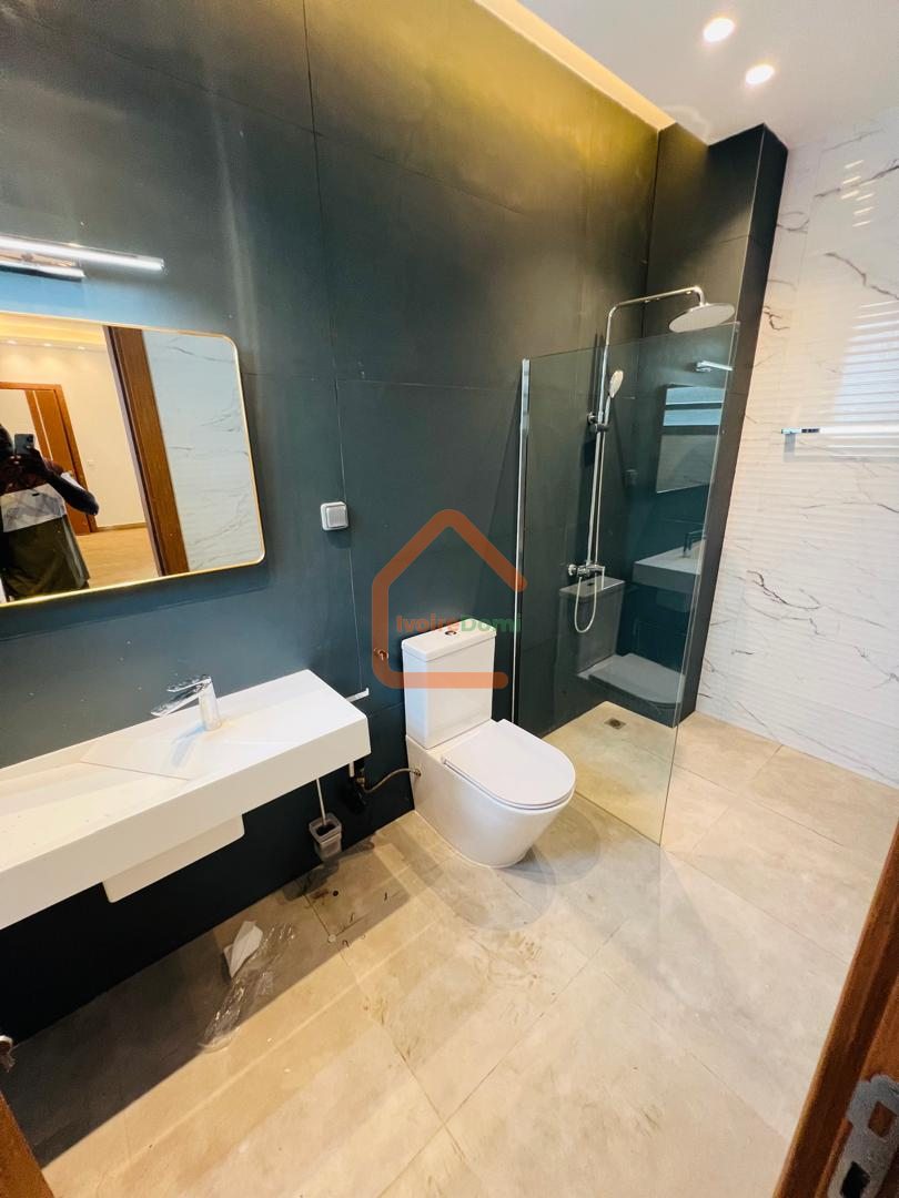 À LOUER – APPARTEMENTS 4 PIÈCES DE LUXE À ANGRÉ 8ÈME TRANCHE