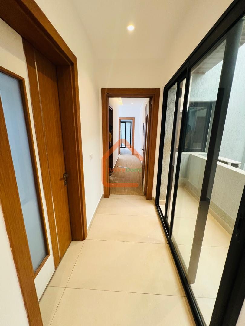 À LOUER – APPARTEMENTS 4 PIÈCES DE LUXE À ANGRÉ 8ÈME TRANCHE