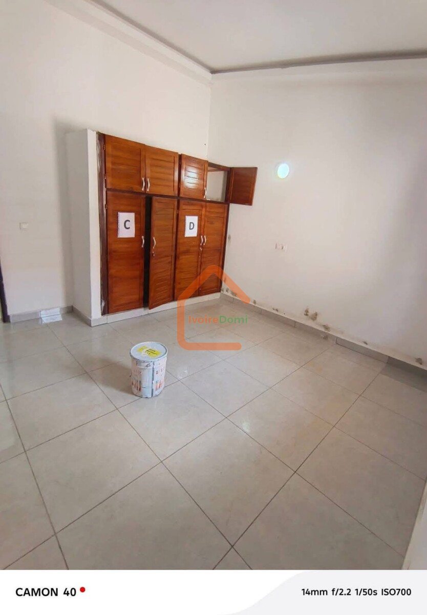 🏡 À LOUER – DUPLEX 7 PIÈCES À COCODY FAYA (CITÉ PRESTIGE)