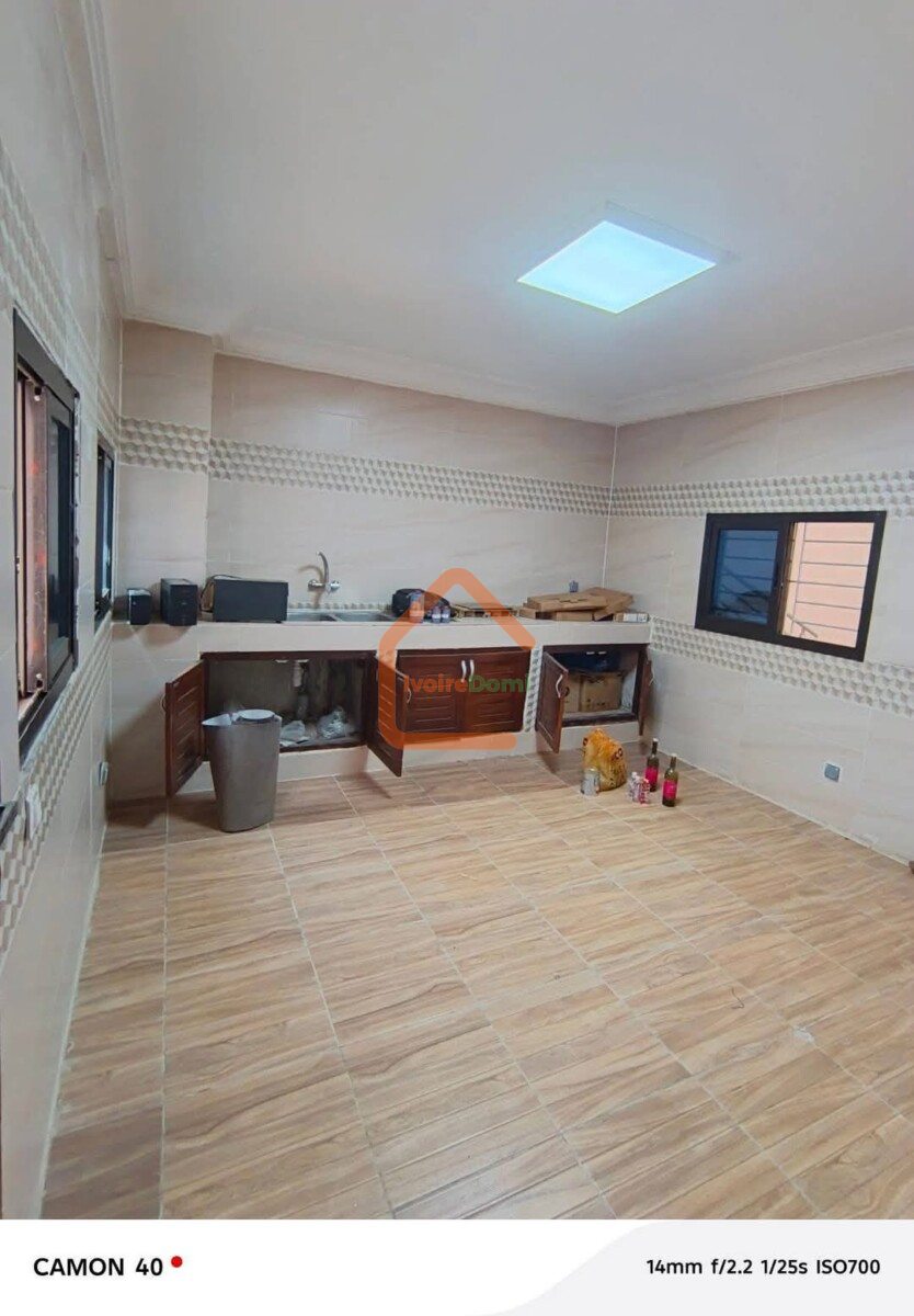 🏡 À LOUER – DUPLEX 7 PIÈCES À COCODY FAYA (CITÉ PRESTIGE)