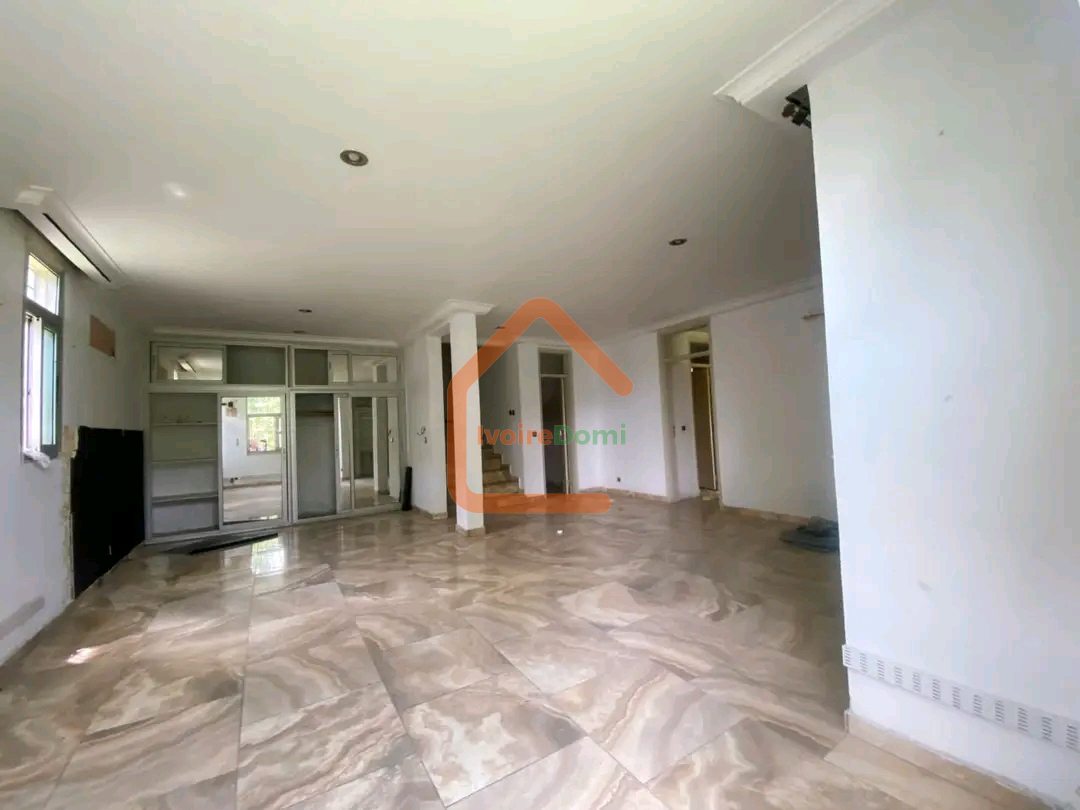 🏡 À LOUER – VILLA DE STANDING 14 PIÈCES À RIVIERA GOLF (LES VERSANTS)