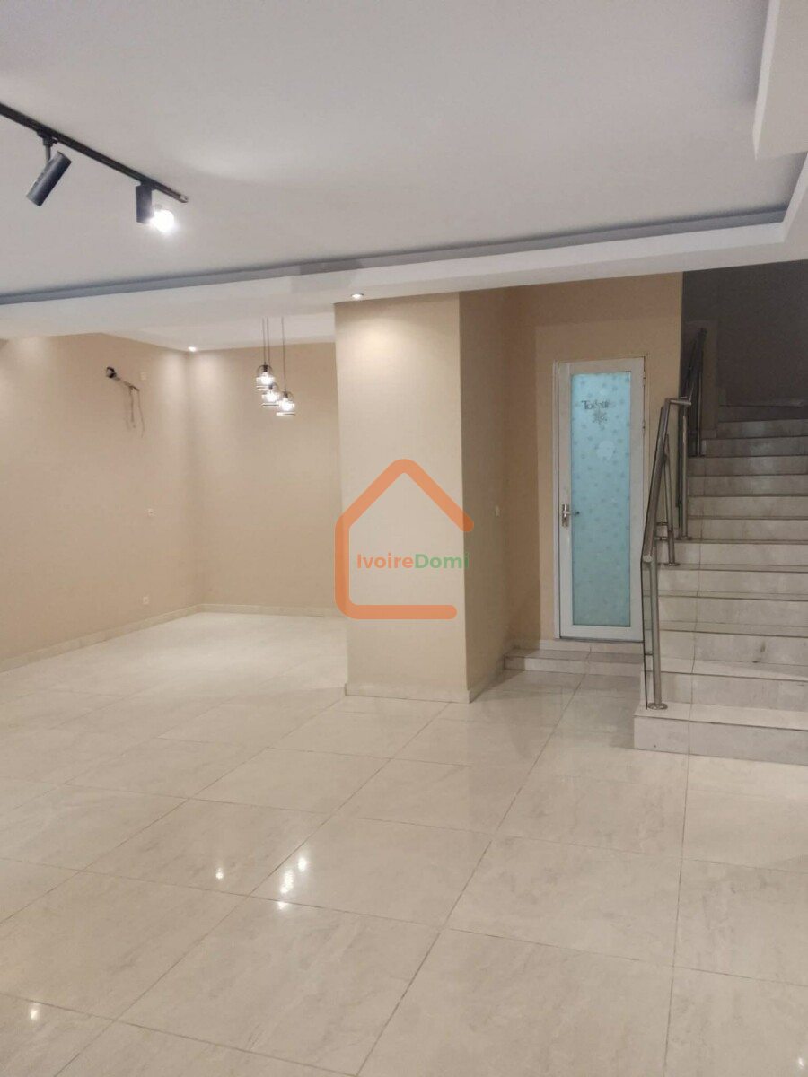 ✨ À LOUER – VILLA DUPLEX MODERNE 6 PIÈCES À FEH KESSÉ ✨