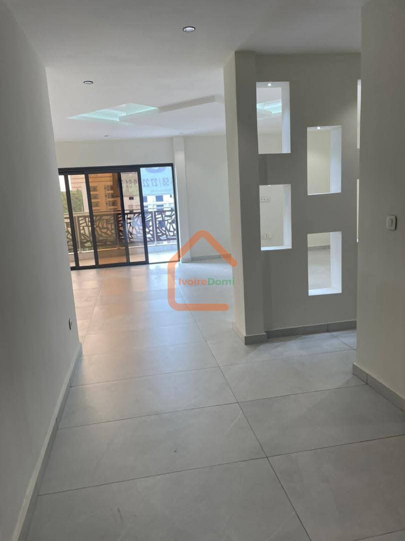 ✨ À LOUER – APPARTEMENTS MODERNES 3 & 4 PIÈCES À COCODY RIVIERA TRIANGLE – PROCHE BOULEVARD MITTERRA