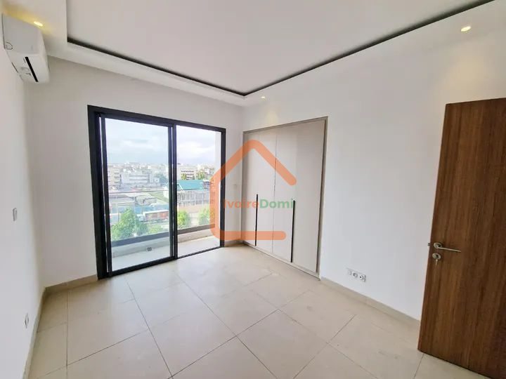 ✨ À LOUER – APPARTEMENT MODERNE 4 PIÈCES AUX 2 PLATEAUX – GARDEN PLAZA ✨