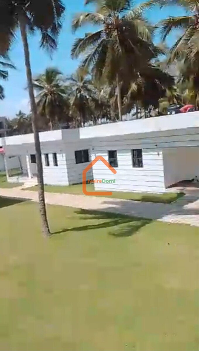 Mondoukou Chalet 10 pièces en bordure de Mer avec piscine en vente