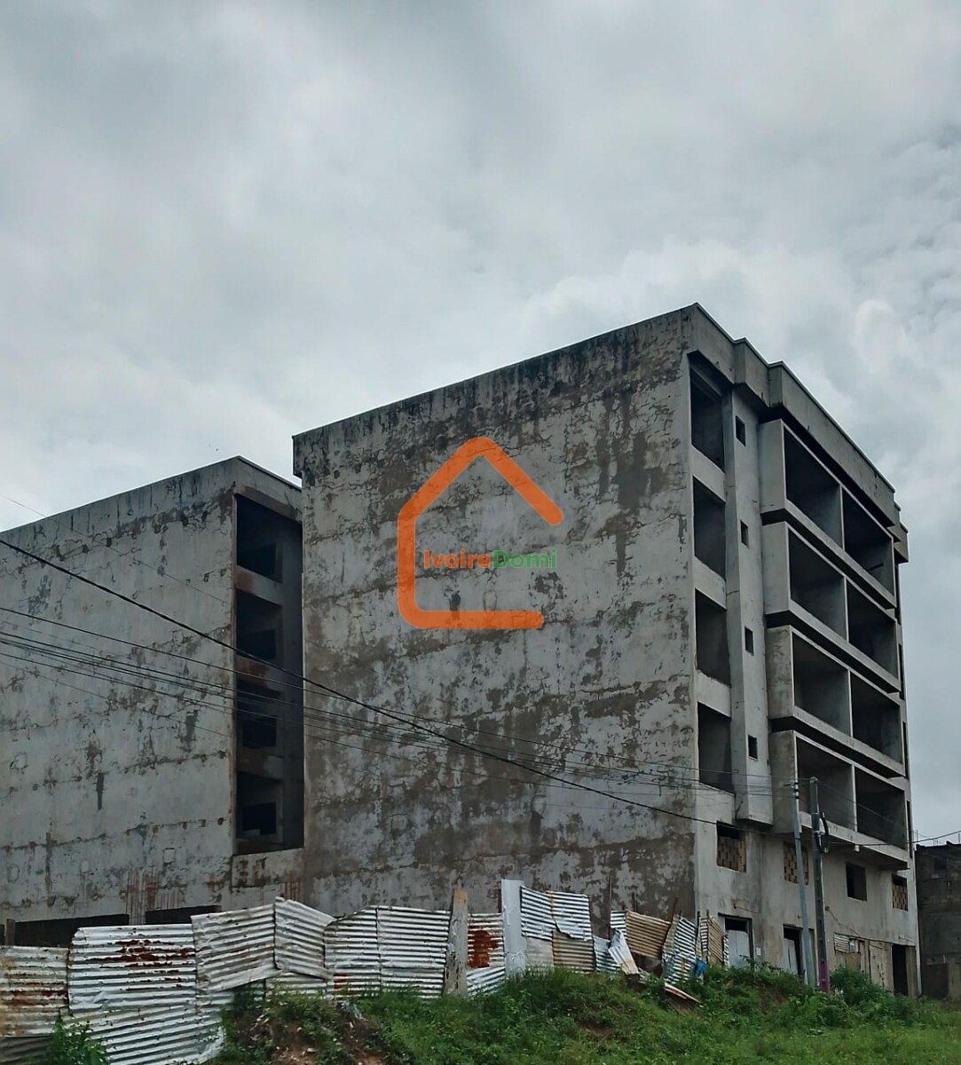 📍ROUTE BINGERVILLE CARREFOUR ADAMA FACE À LA CITÉ BELLE VUE A