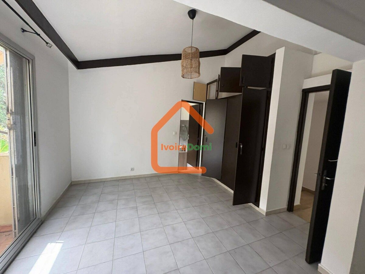 🔥 À LOUER – VILLA DUPLEX 6 PIÈCES AVEC PISCINE AUX 2 PLATEAUX HAMEAUX DU VALLON 🔥