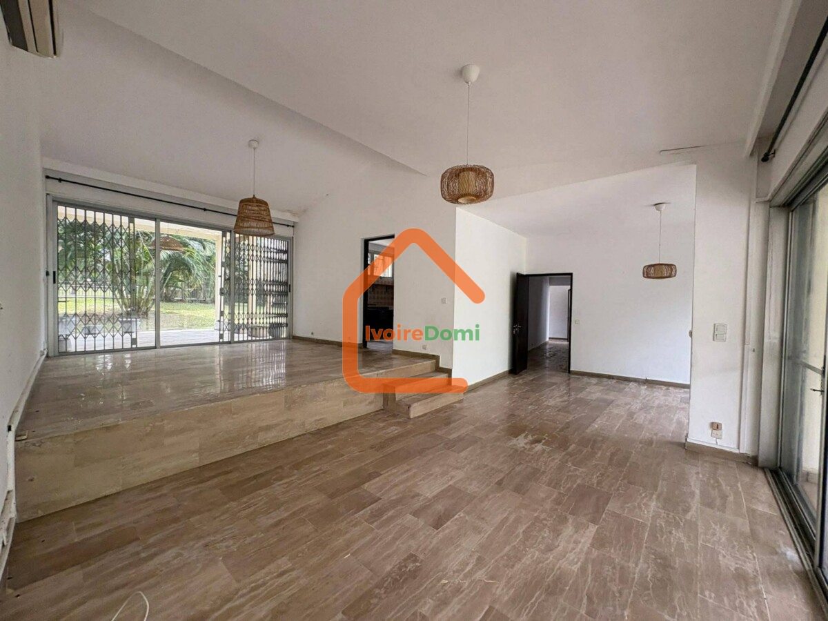 🔥 À LOUER – VILLA DUPLEX 6 PIÈCES AVEC PISCINE AUX 2 PLATEAUX HAMEAUX DU VALLON 🔥