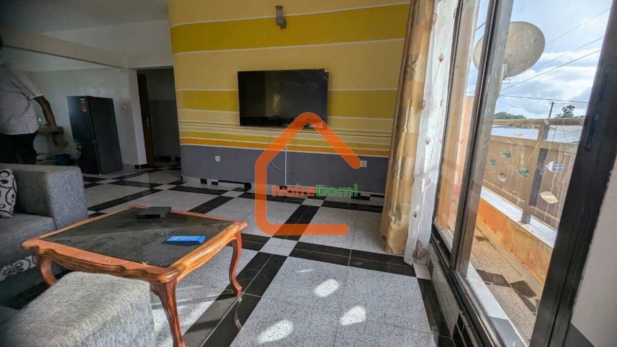 APPARTEMENT A LOUER YAOU NOUVEAU QUARTIER 2ème étage