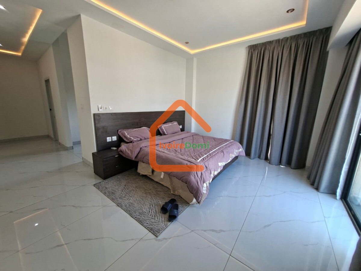 Appartement meublé 4 pièces Cocody Riviera 4