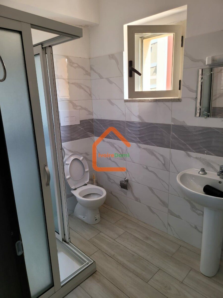 4 PIÈCES BON STANDING