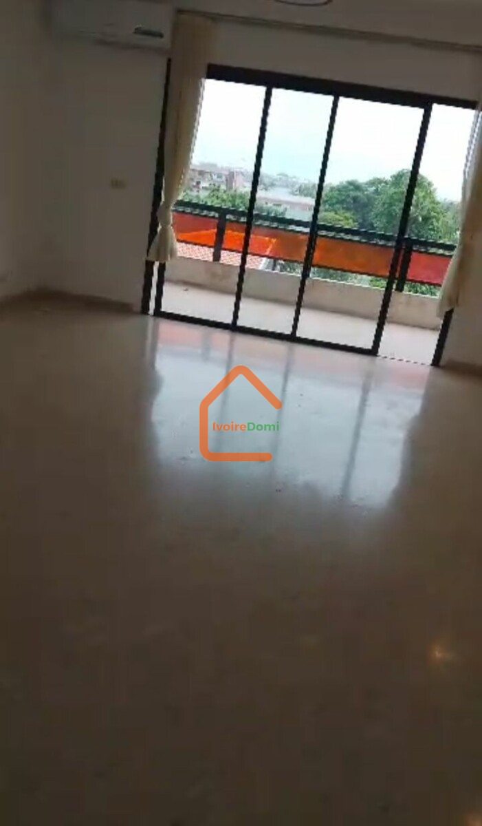 Appartement 2 pièces marcory zone 4