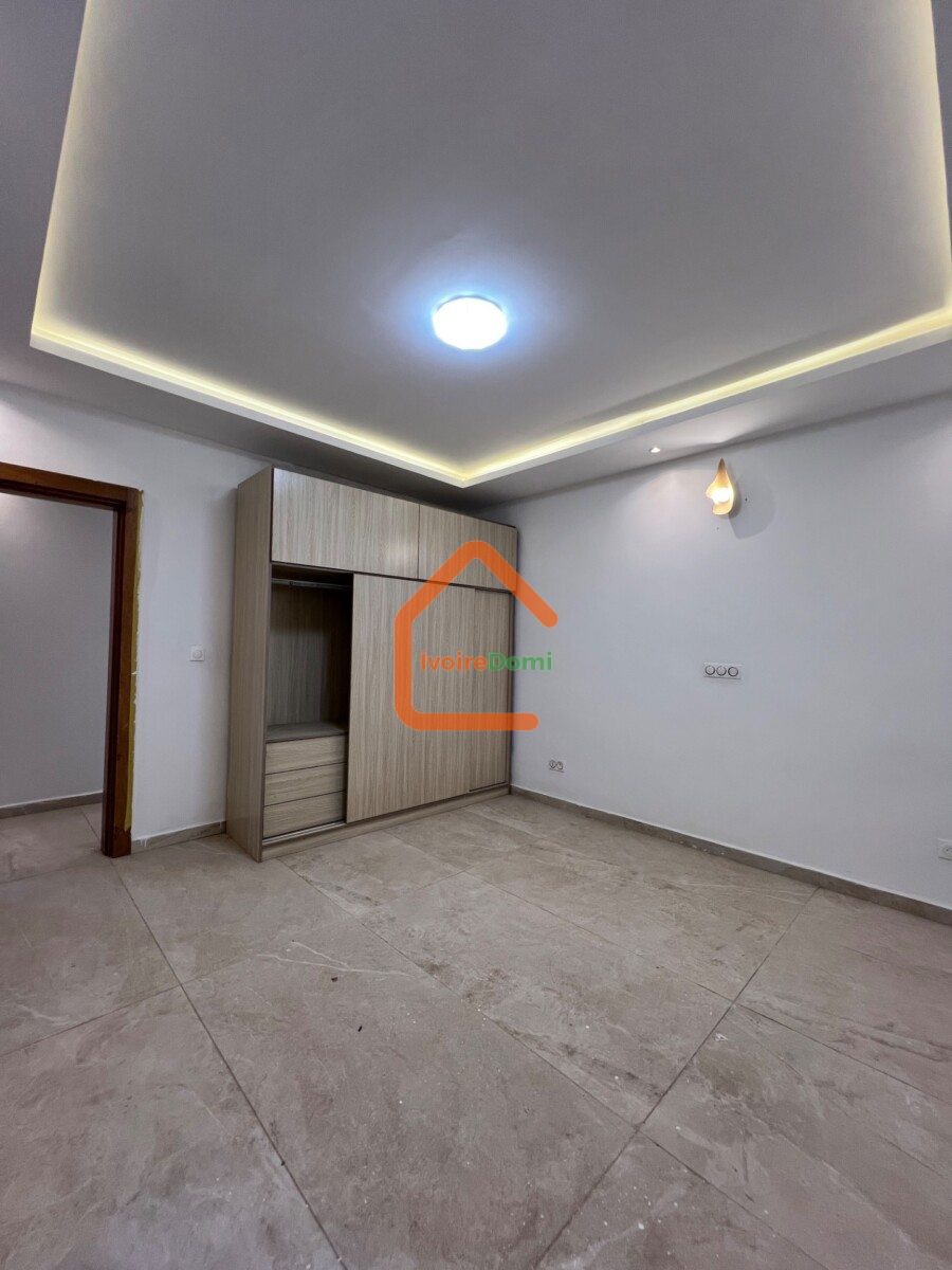APPARTEMENT DE 3 PIÈCES