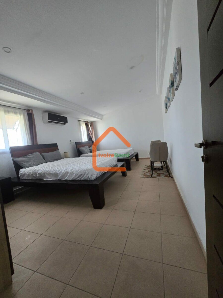 Appartement 4 pièces haut standing à marcory zone 4