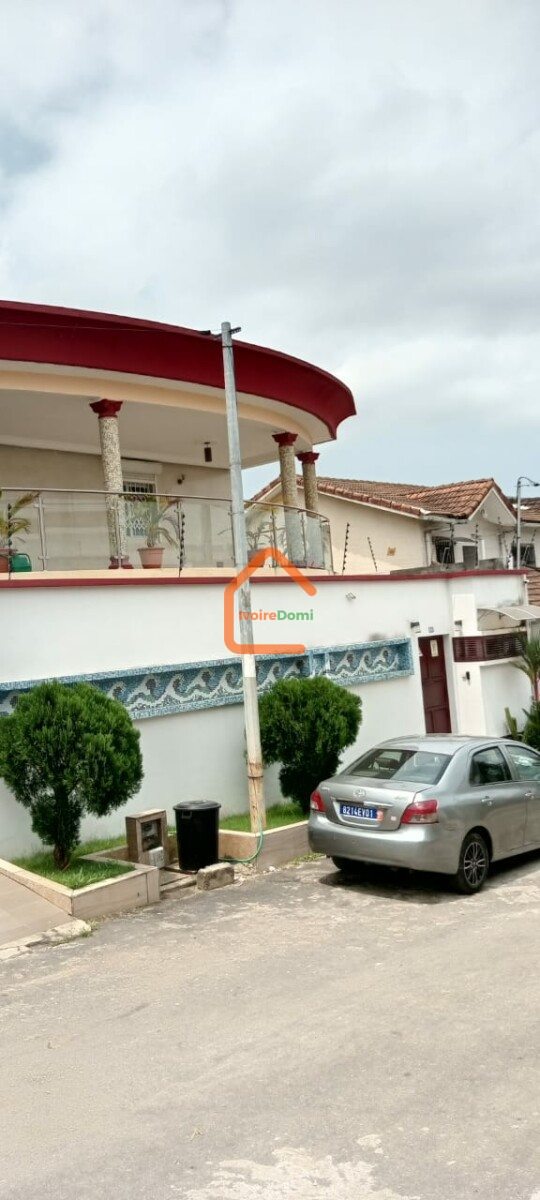 Villa duplex 5pièces à Cocody-Angré