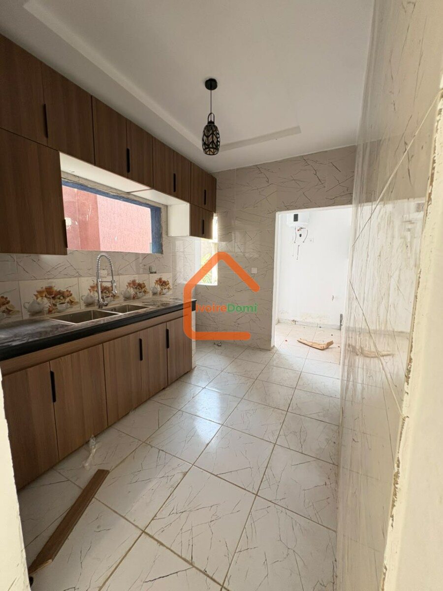 BEL APPARTEMENT 3 PIÈCES À COCODY-ANGRÉ