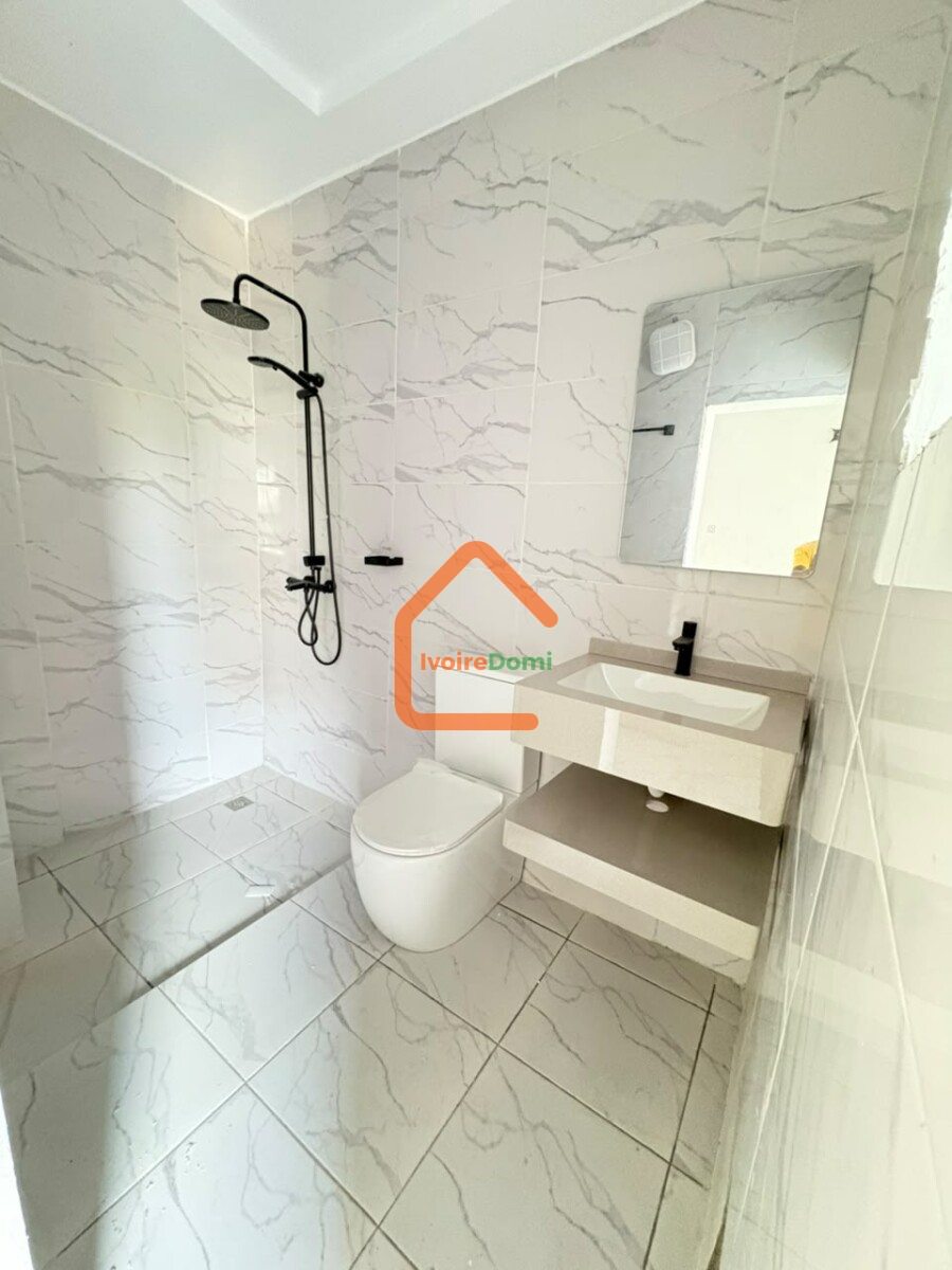 BEL APPARTEMENT 3 PIÈCES À COCODY-ANGRÉ