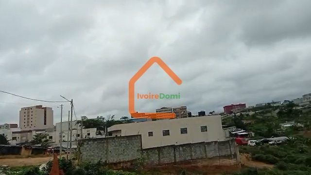 TERRAIN À VENDRE – ANGRÉ DJOROBITÉ 1