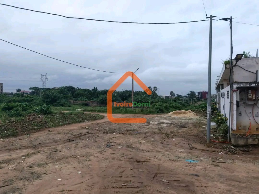 TERRAIN EN VENTE BINGERVILLE CITÉ HARMONIE CONTACT : 01 51 35 51 41 un magnifique lot plat de 640
