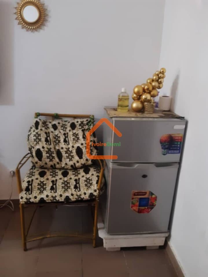 D’APPARTEMENT MEUBLE