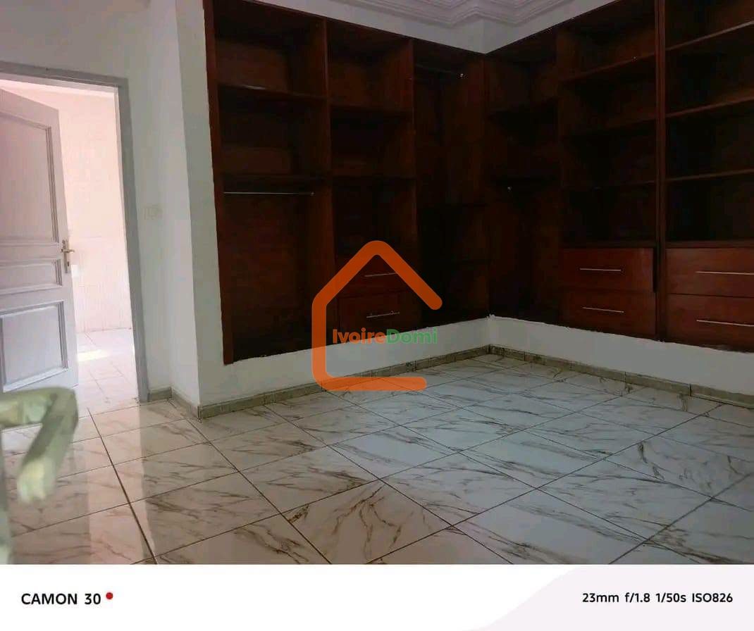 VILLA A LOUER A FEH KESSE