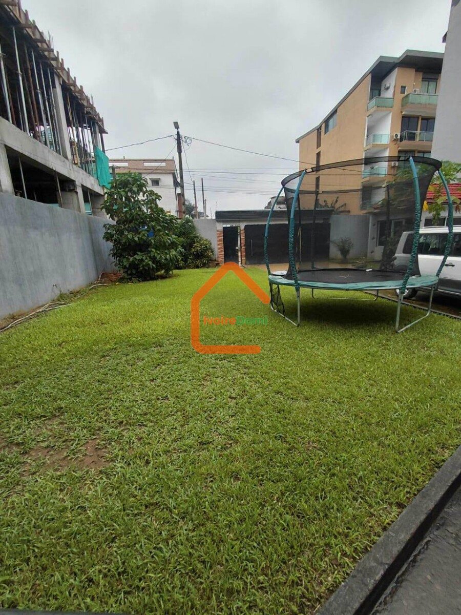 VILLA EN VENTE A ANGRE CHU