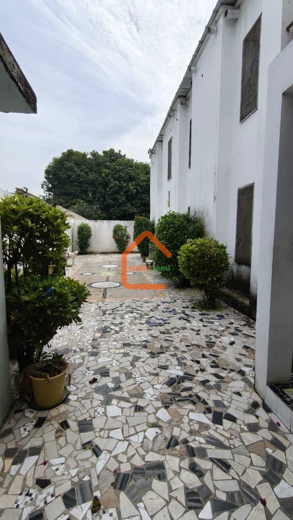 VILLA DUPLEX EN VENTE A BINGERVILLE