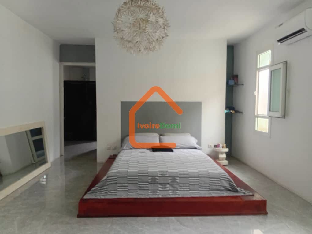 VILLA DUPLEX EN VENTE A BINGERVILLE