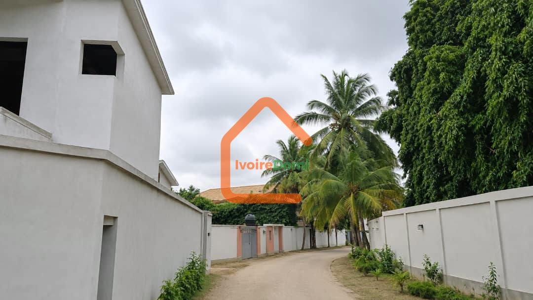 TERRAIN EN VENTE RIVIERA PALMERAIE