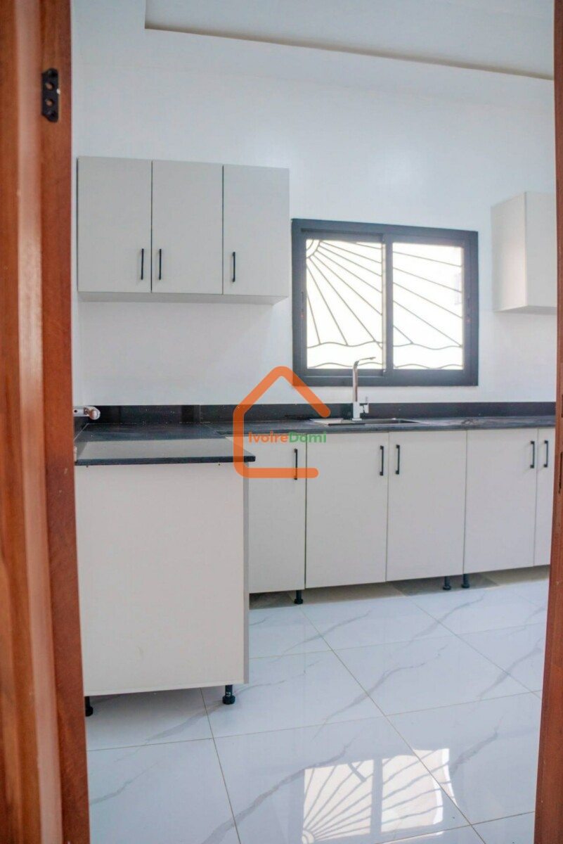 DUPLEX EN VENTE