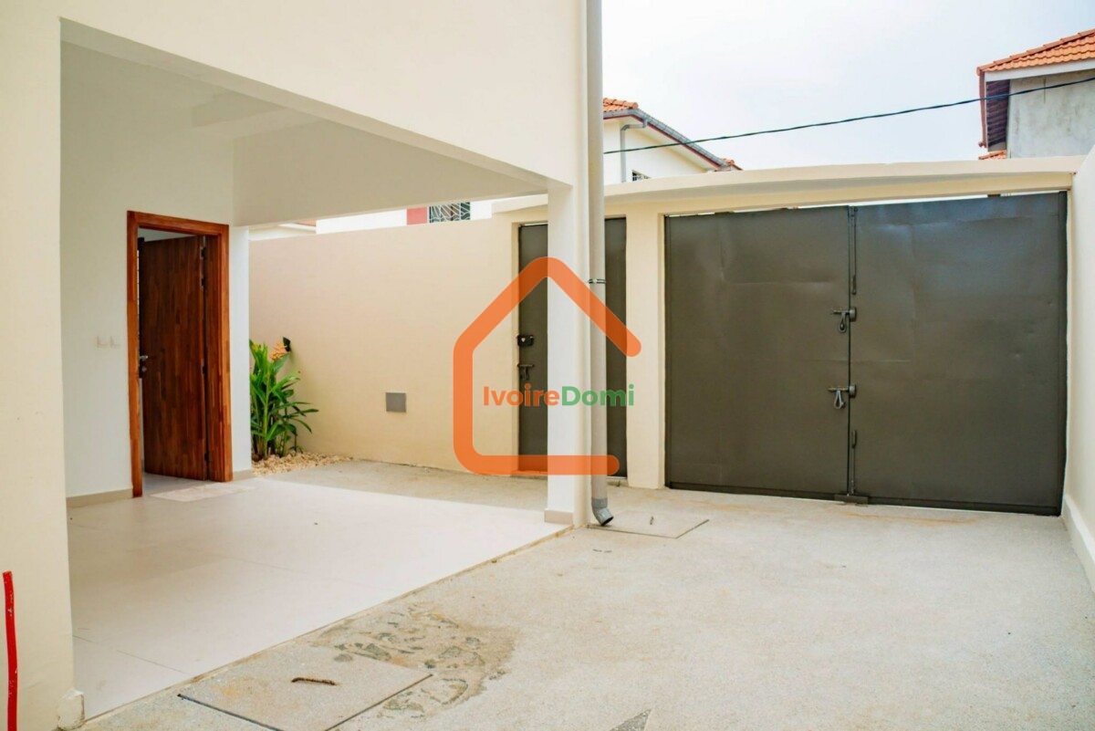 DUPLEX EN VENTE