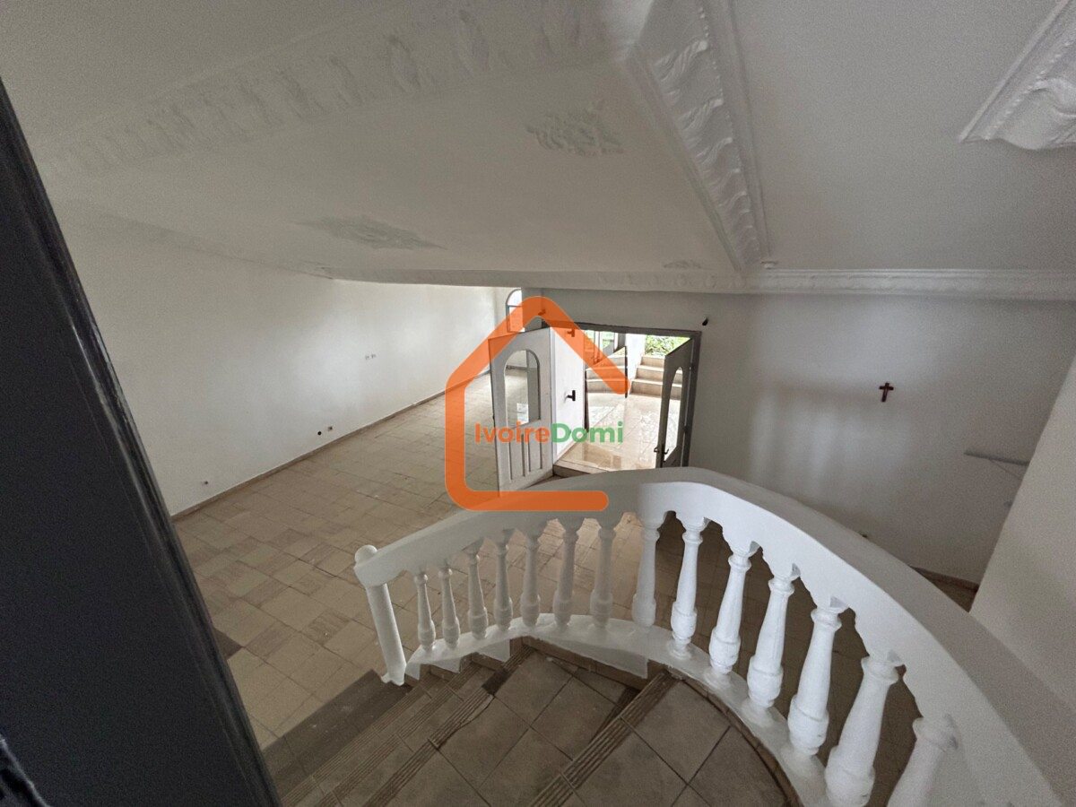 Villa 7 pièces Cocody Riviera Palmeraie Programme 1 Barrière 6