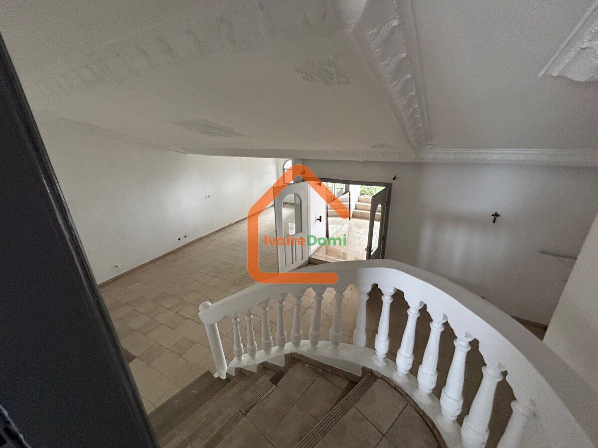 Villa 7 pièces Cocody Riviera Palmeraie Programme 1 Barrière 6