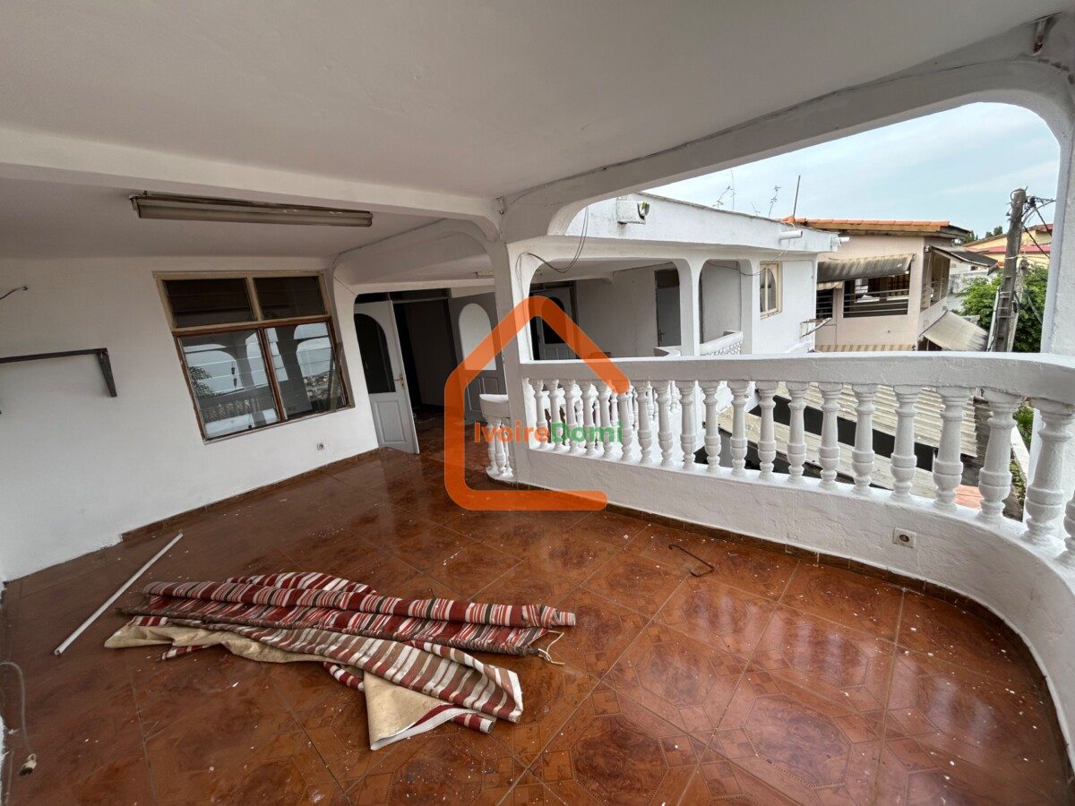 Villa 7 pièces Cocody Riviera Palmeraie Programme 1 Barrière 6