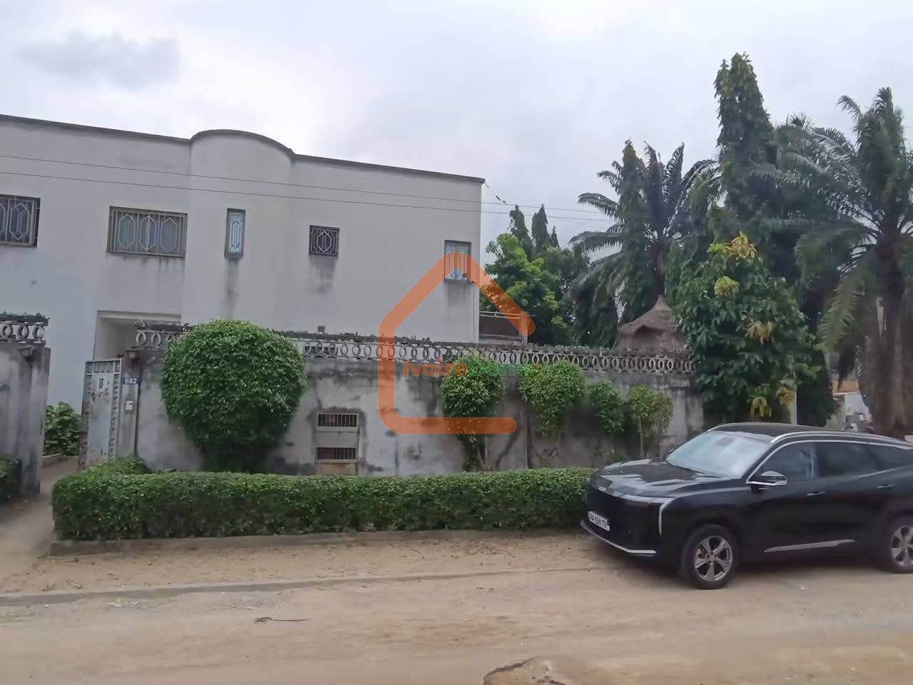 Villa duplex de 13 PIÈCES
