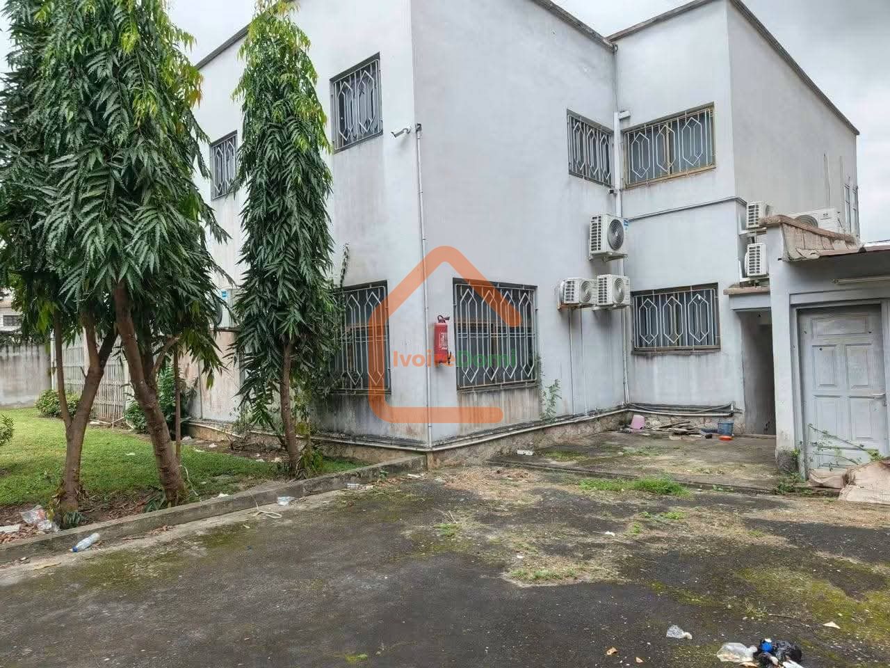 Villa duplex de 13 PIÈCES