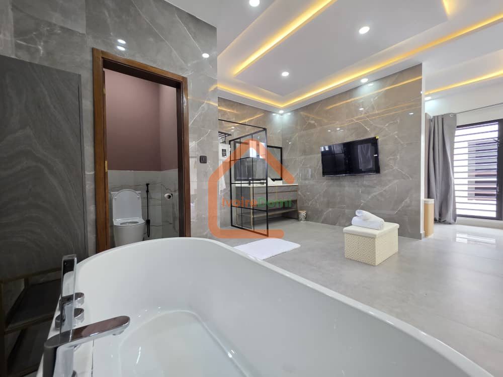 Villa intelligente, confort prestigeux, meublée prêt à y vivre