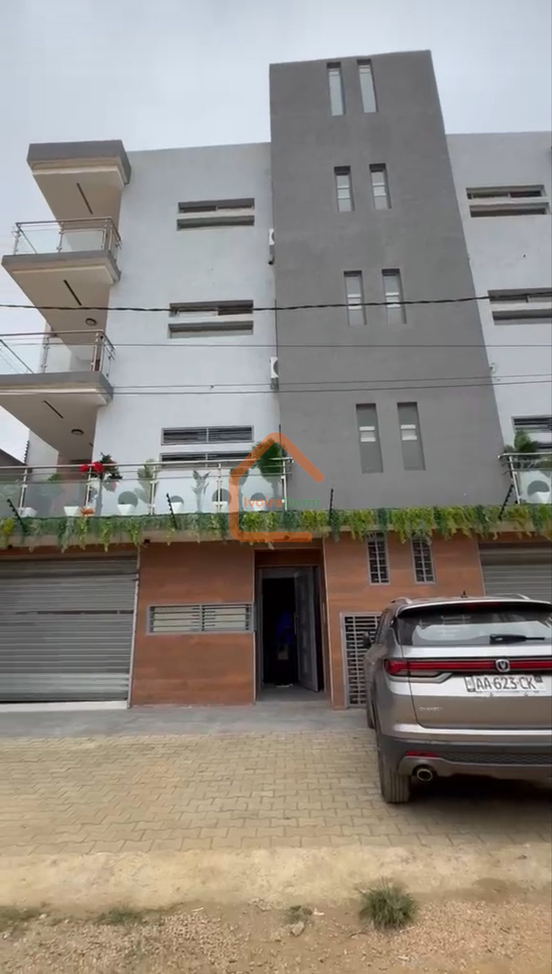 Appartement de 3 pièces à louer à Cocody nouveau CHU