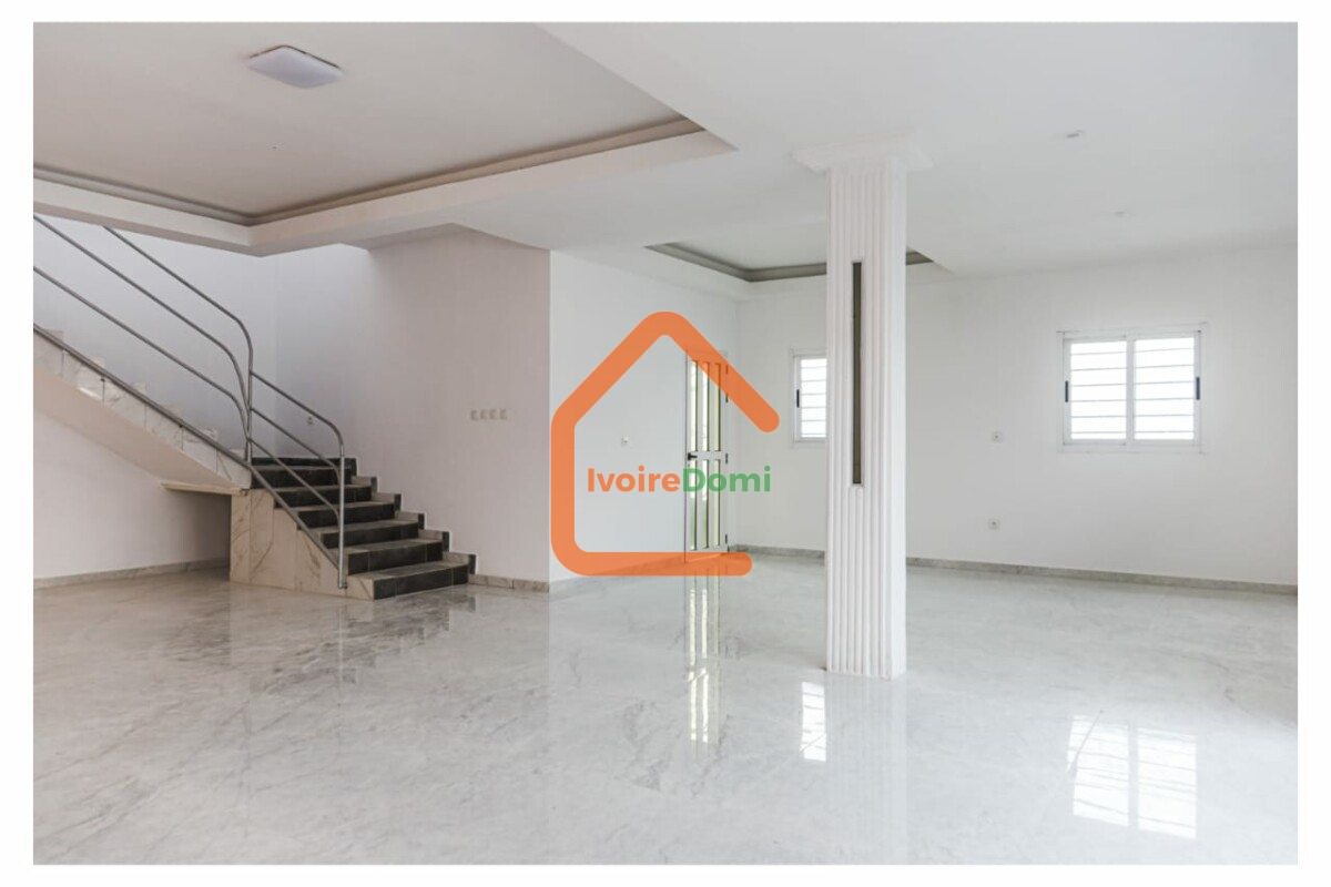 Duplex bon standing à Cocody-riviera 4