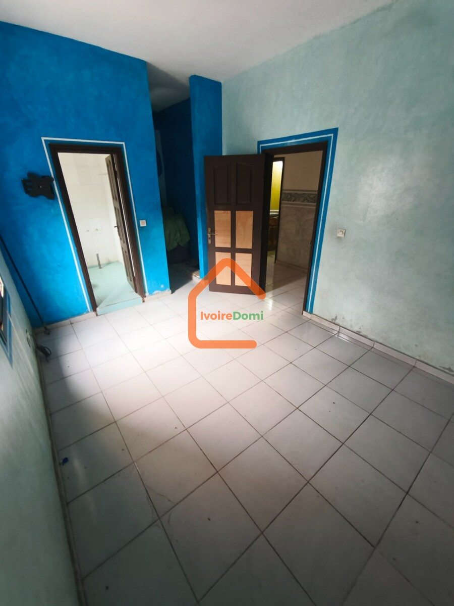 Villa 6 pieces à vendre à Bingerville