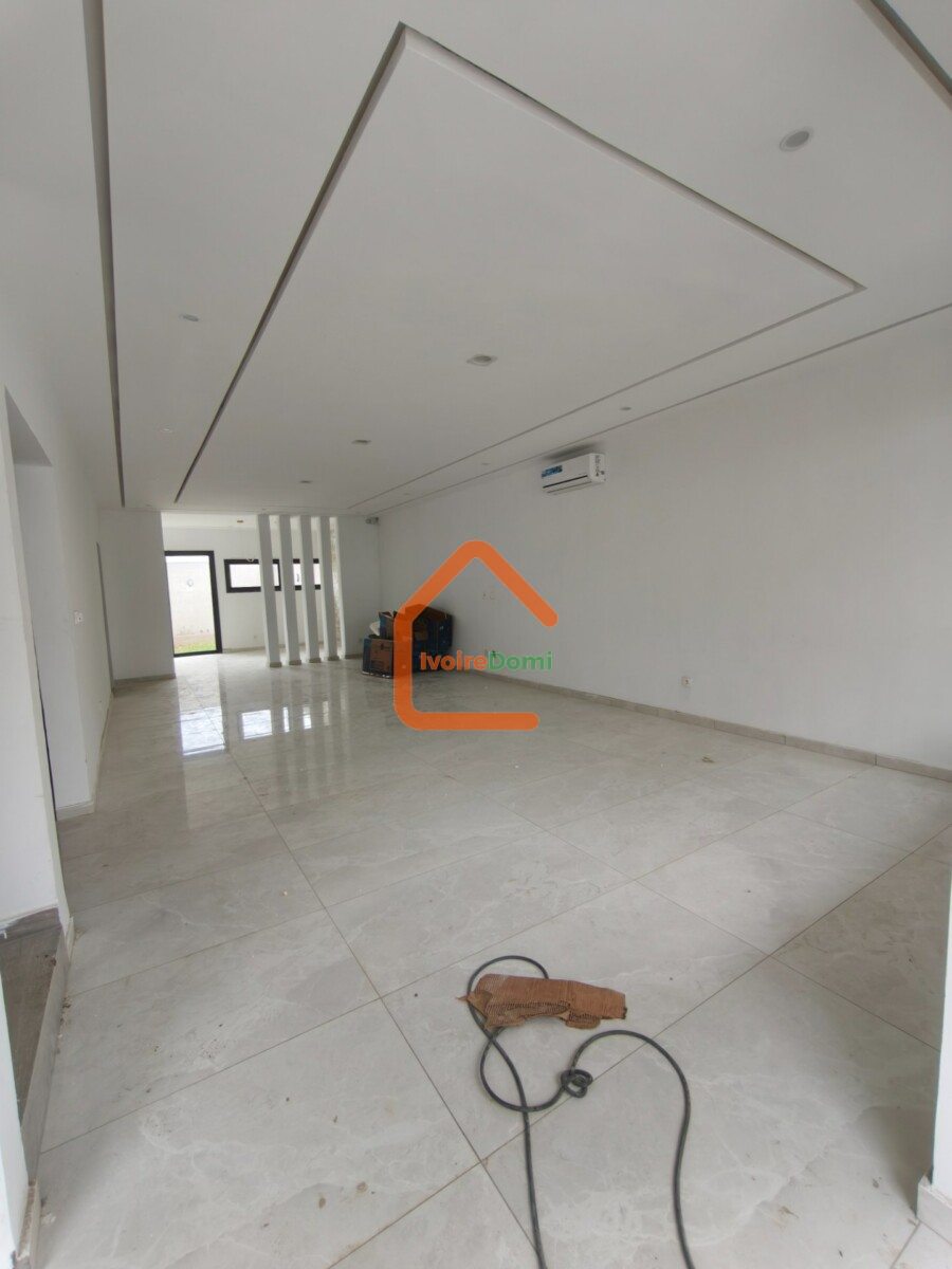VILLA DUPLEX 6 PIECES EN VENTE BINGERVILLE