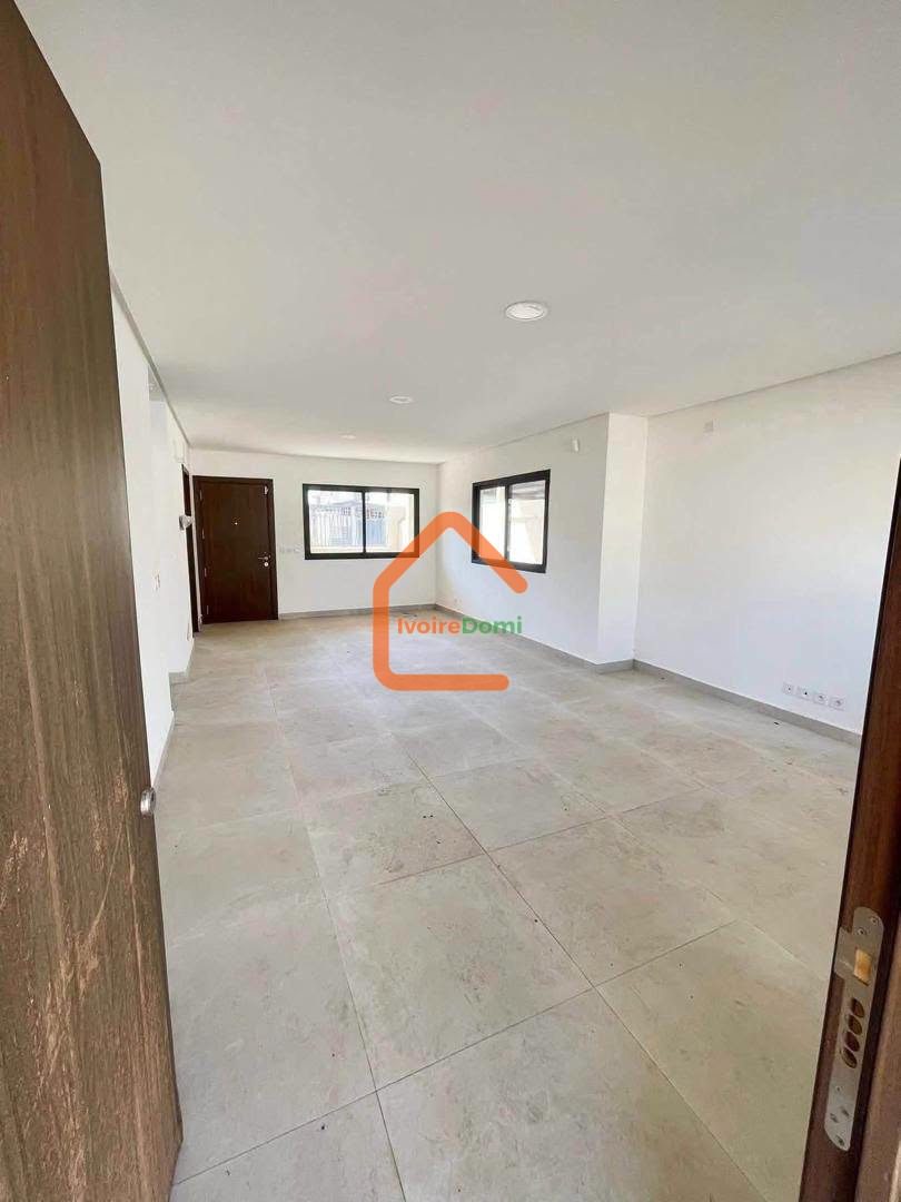 DUPLEX EN VENTE