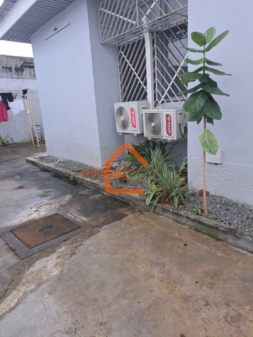 VILLA BASSE EN VENTE