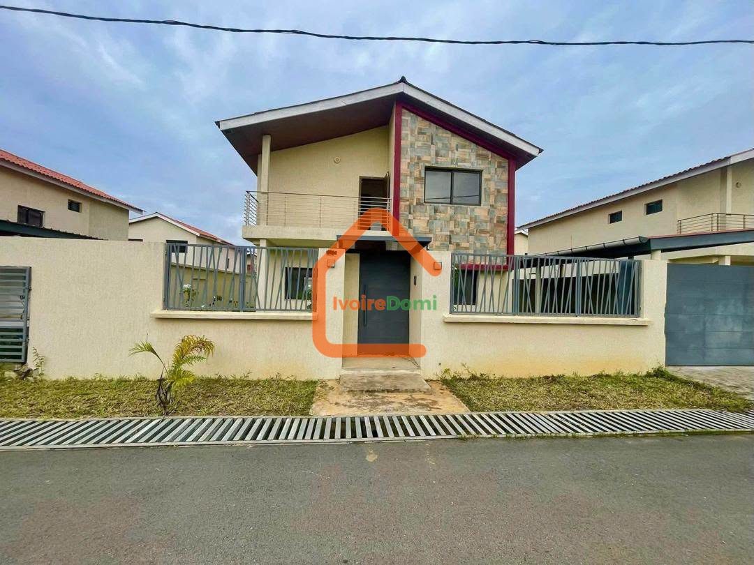 DUPLEX EN VENTE