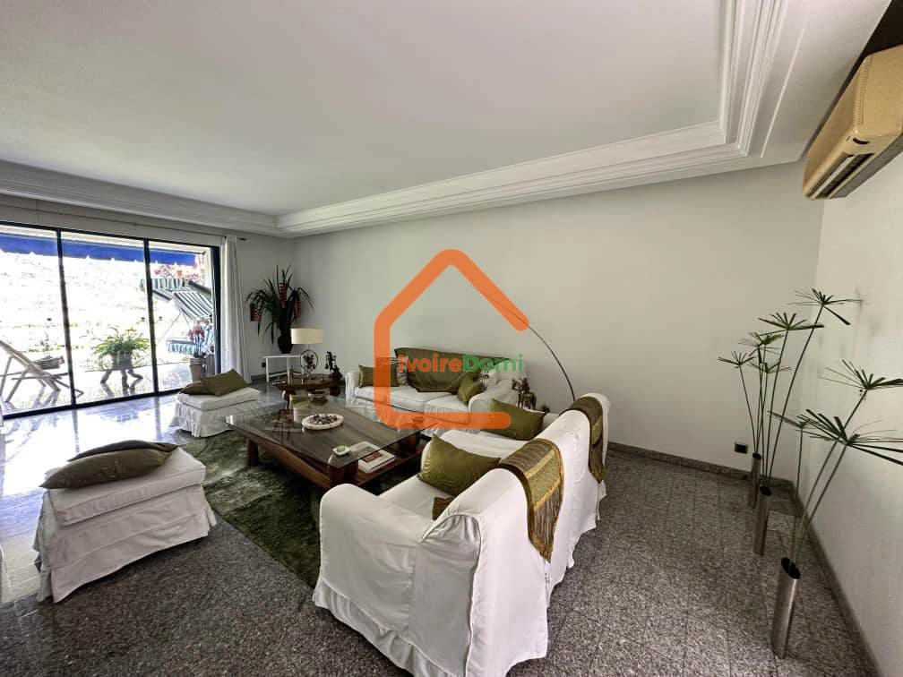 VILLA BASSE EN VENTE