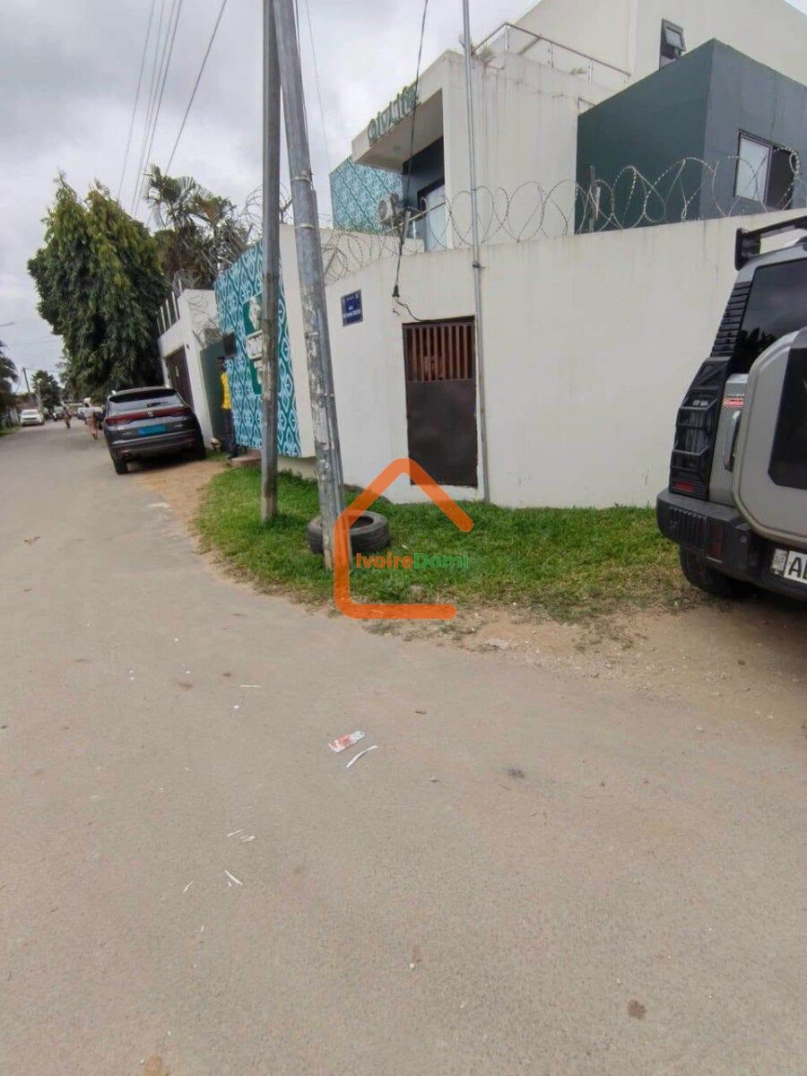 VILLA EN VENTE